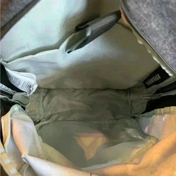 Quicksilver gray backpack - Picture 8 of 8